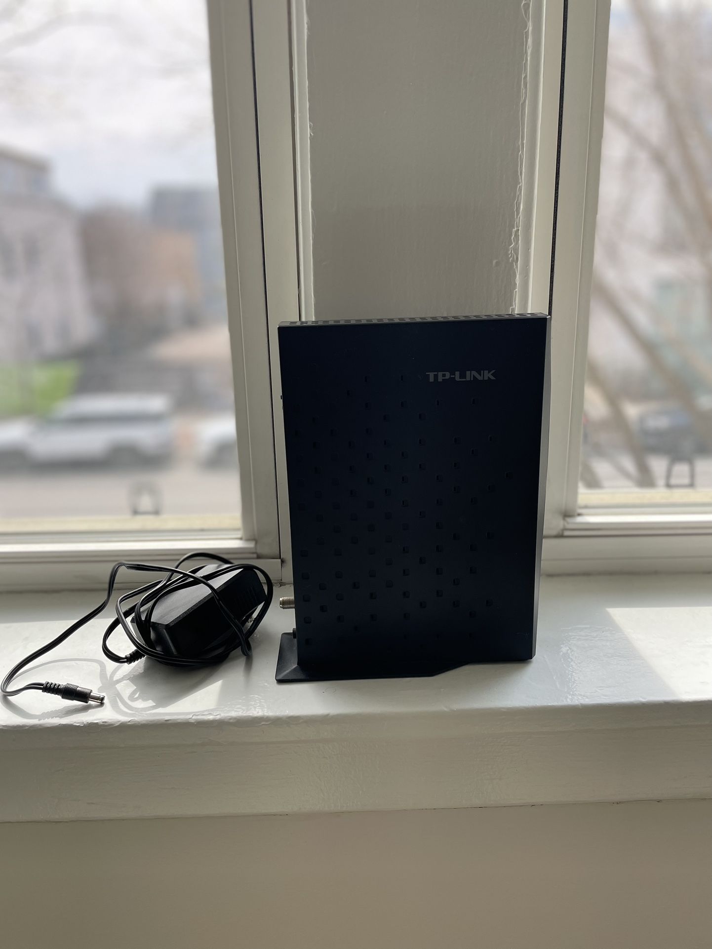 TP link WiFi Cable Modem Router 