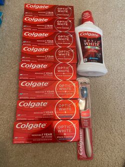 8 Colgate Toothpastes with Mouthwash and Toothbrush