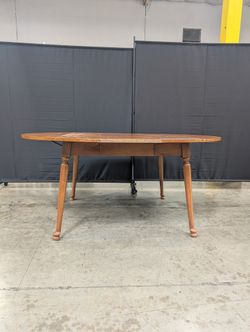 Honey Tone Drop-Leaf Dining Table in Wood