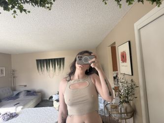 Lululemon Ribbed Cropped Top