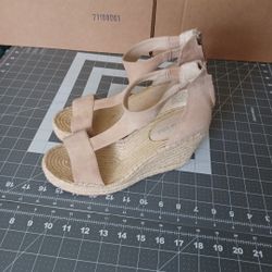 Kenneth Cole Wedges