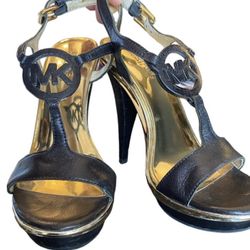 Michael Kors Black Leather Platform Sandals Heels w Metallic Gold Lining 8M