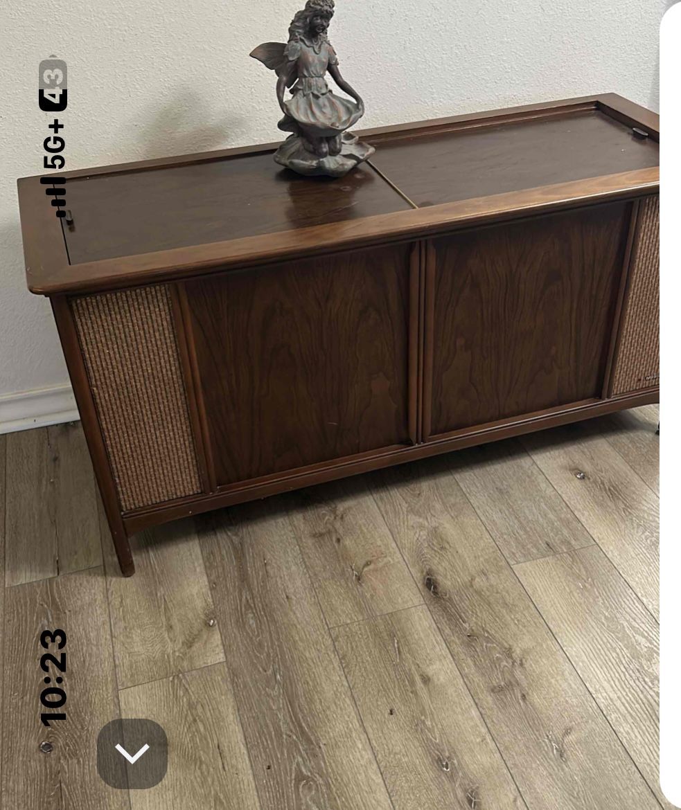 Stereo Console