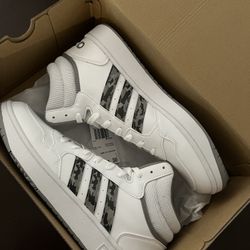 Adidas Hoops Mid Top Shoes Size 11