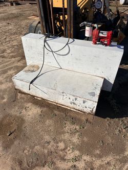 100 gallon diesel tank