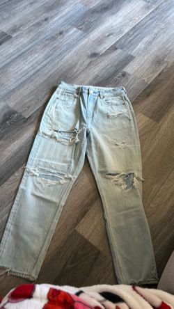 Light Wash Distressed Ripped Jeans Size 0 short