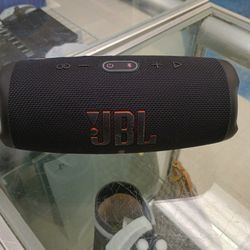JBL Speaker