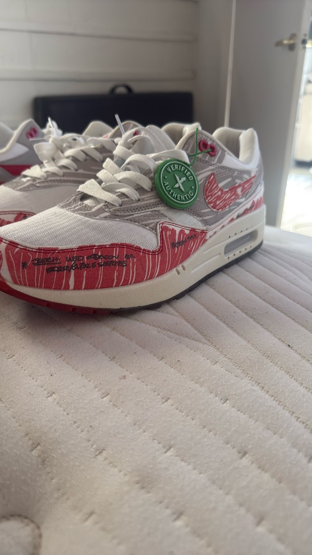 Nike air Max 1 Sketch To shelf Size 10