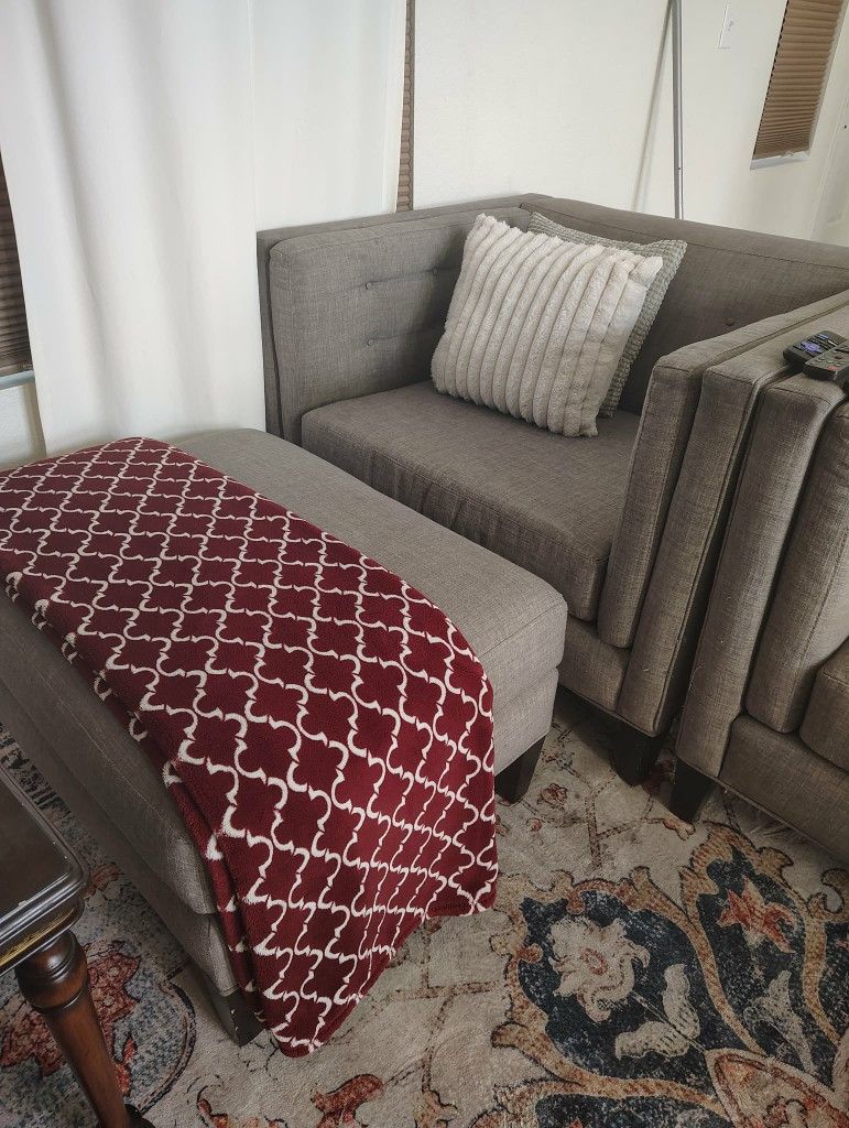 Used Good Condition Set Couch's