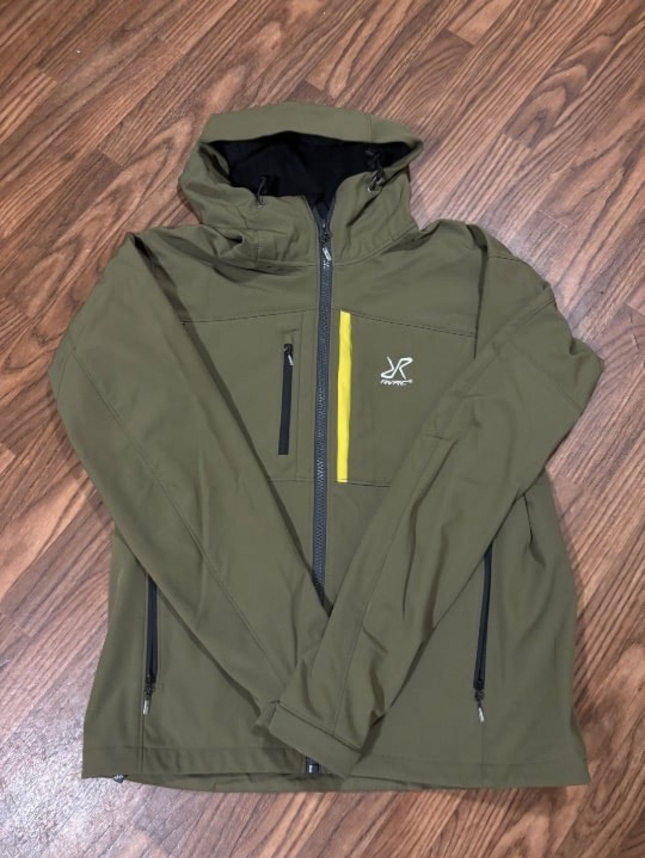 Revolution Men’s Race Protective Jacket * Water Proof * Size XL * Like NEW