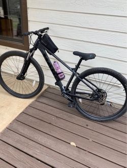 Haro Double Peak Mountain Bike - Like new