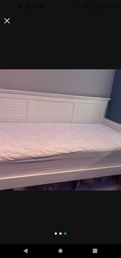 Twin Day Bed