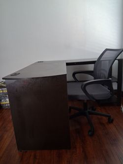 Dark brown work desk ,modern look.