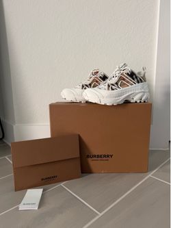 Burberry Arthur Sneakers