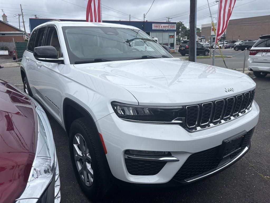 2022 Jeep Grand Cherokee