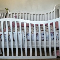 Baby Crib Bed 