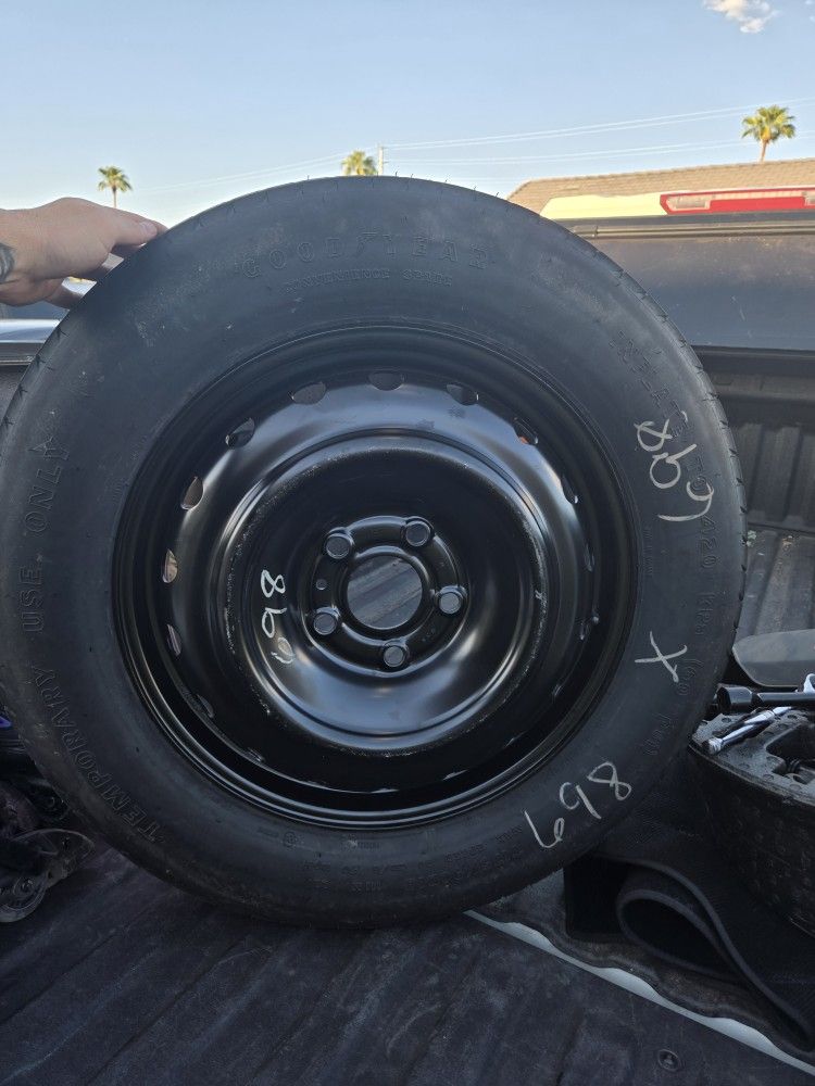 Spare Tire Off 2015 Jeep Grand Cherokee