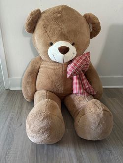 Giant teddy bear