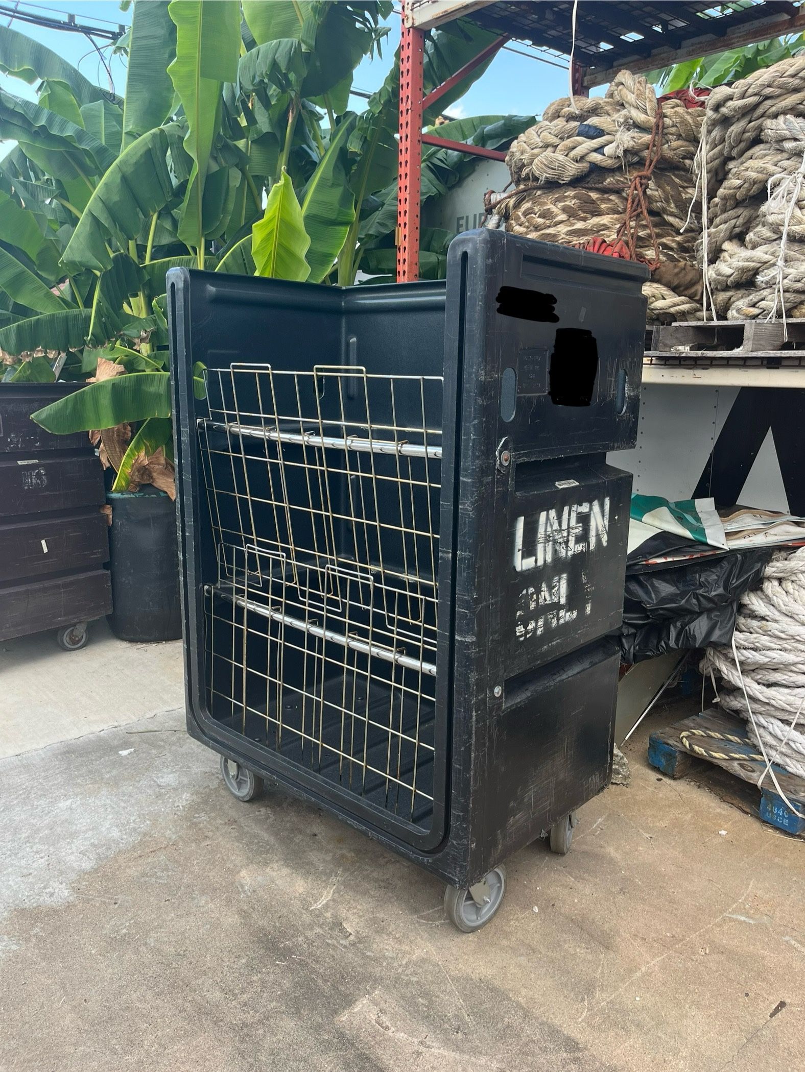 Plastic Rolling Laundry Cart 48” Commercial Linen Trolley Carrito de Lavandería Casters