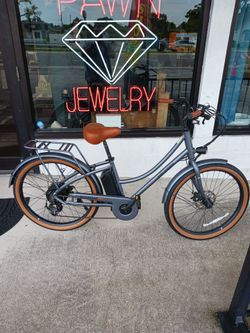 Retrospec Beaumont Rev 2 Ebike  W/ key charger and Heavy lock