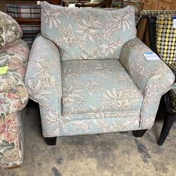 Accent chair