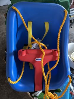 Little Tikes Swing 2 In 1 secure and Snug