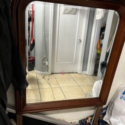 Dresser mirror/ or hangable 