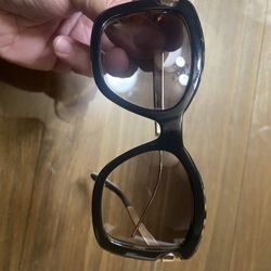 Ferragamo  Sunglasses Missing 1 Piece Like New Look At Pics !! 