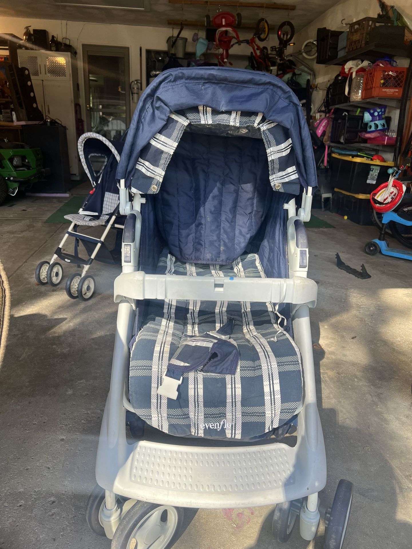 Evenflo Stroller 