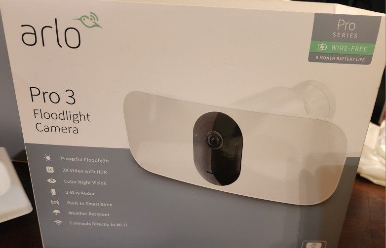 Arlo PRO 3 FLOODLIGHT- USED