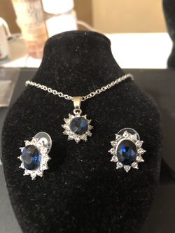 Women’s blue ocean pendant Necklace and earrings set