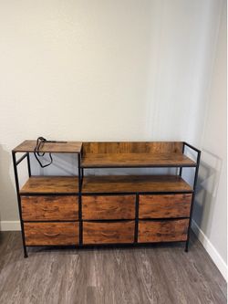 Dresser