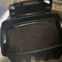 Full Bin Organic potting Soil  36 Dry Quarts