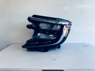 2025-2026 FORD EXPEDITION LEFT SIDE HEADLIGHT FULL LED REFLECTOR OEM (521)