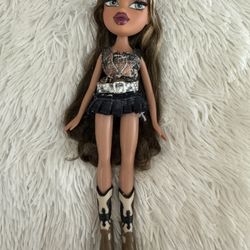 BRATZ Doll With Rooted Eyelashes