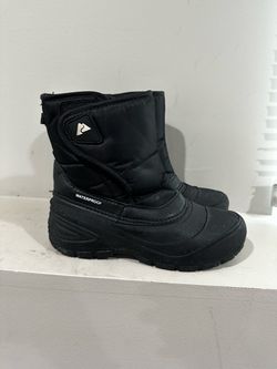 Black Waterproof Snow Boots