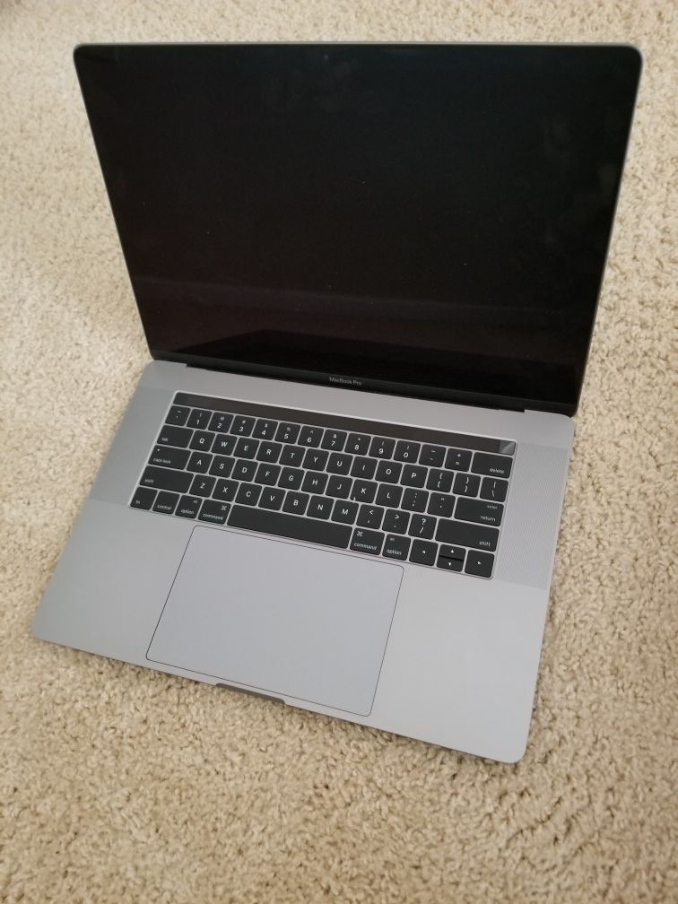 Macbook Pro 15 touch bar 2017