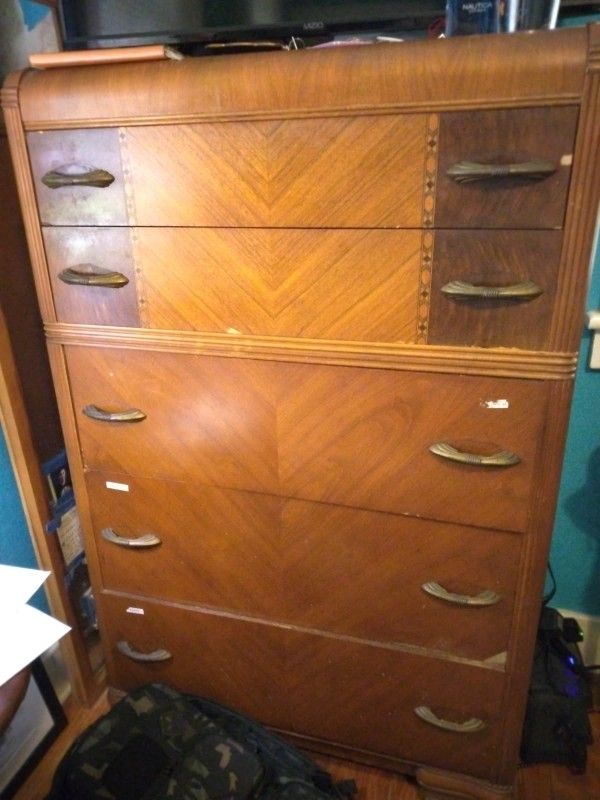 Waterfall Dresser
