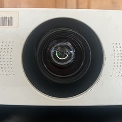 Sanyo XGA Projector