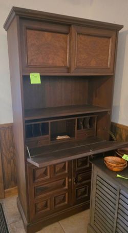 Secretary Cabinet