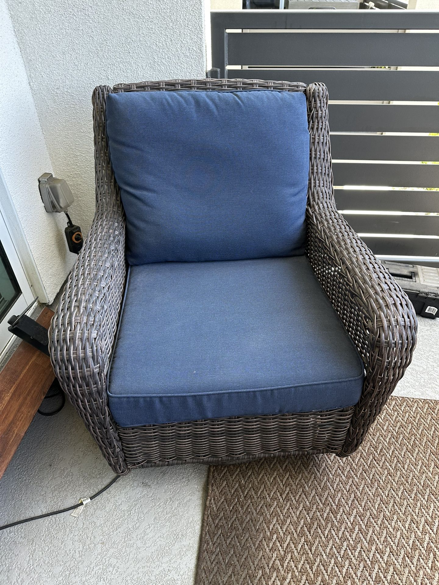 Home Depot 3 Piece Patio Set!