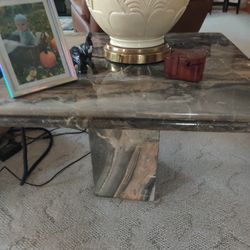 Marble End Table  Don T Miss These ! 