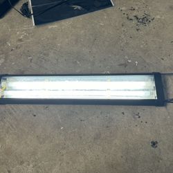 24 Inch Aquarium T5 Ho Light. 