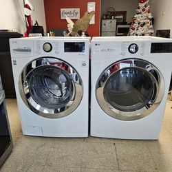 LG High Efficiency Stackable Medium ( 4.5-cu ft ) Front-Load Washer  Dryer White 