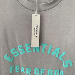 Essentials Fear of God Oversized Logo Graphic Tee