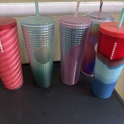 Starbucks Cups 