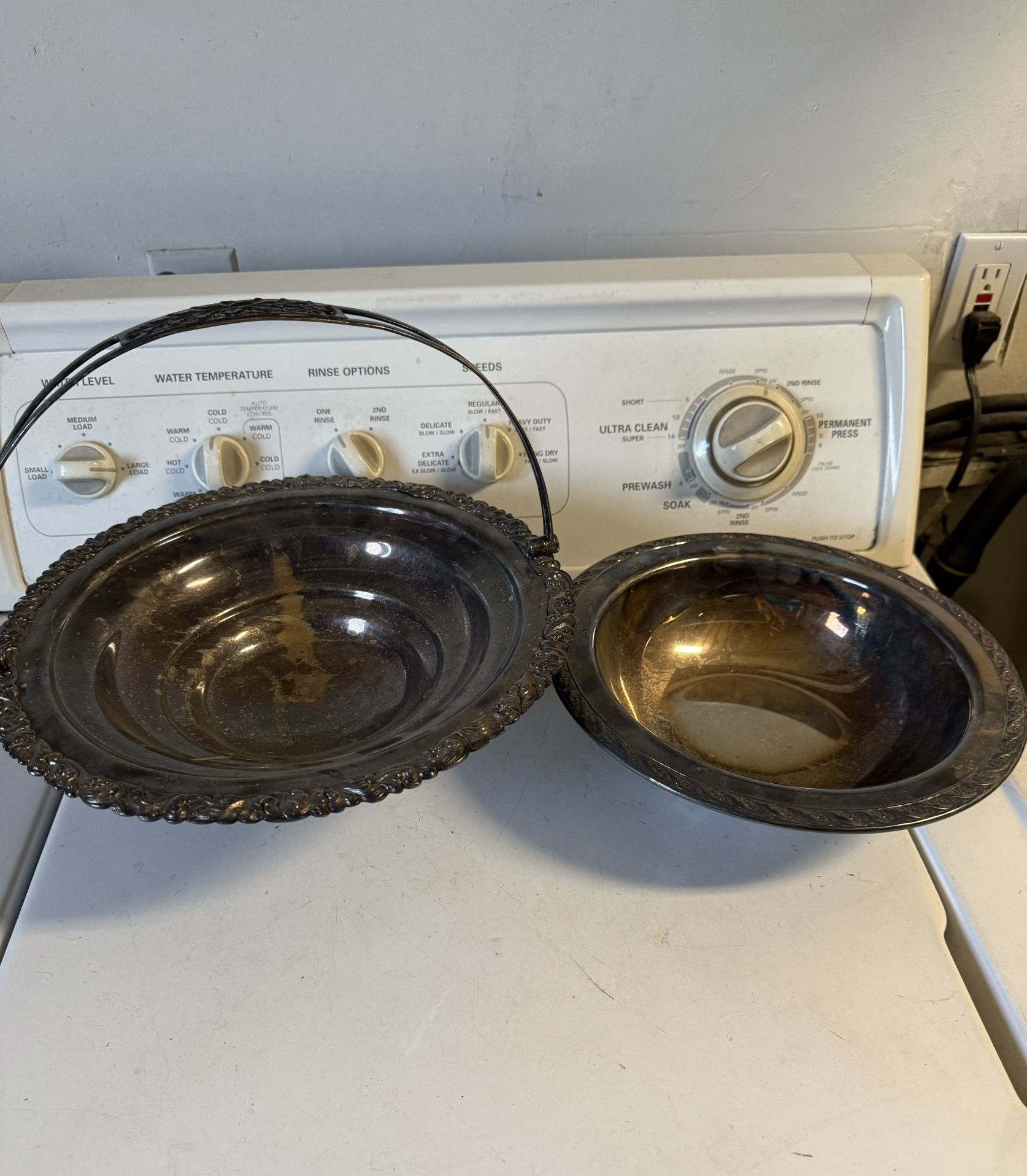 BOTH Metal Serving Bowl Basket BOTH FOR