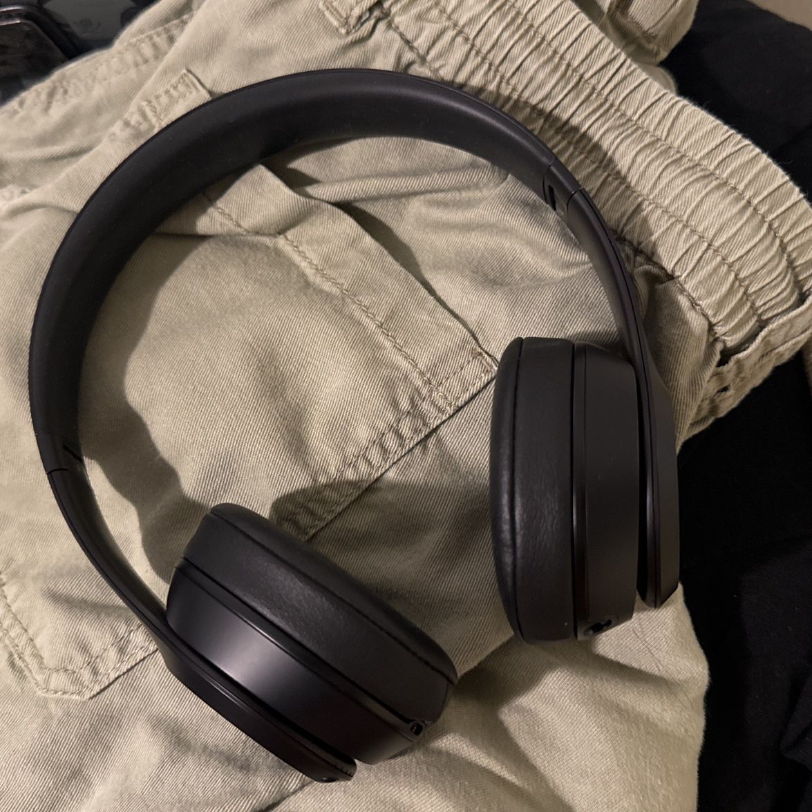 Beats - Solo 3 Wireless On-Ear Headphones - Matte Black