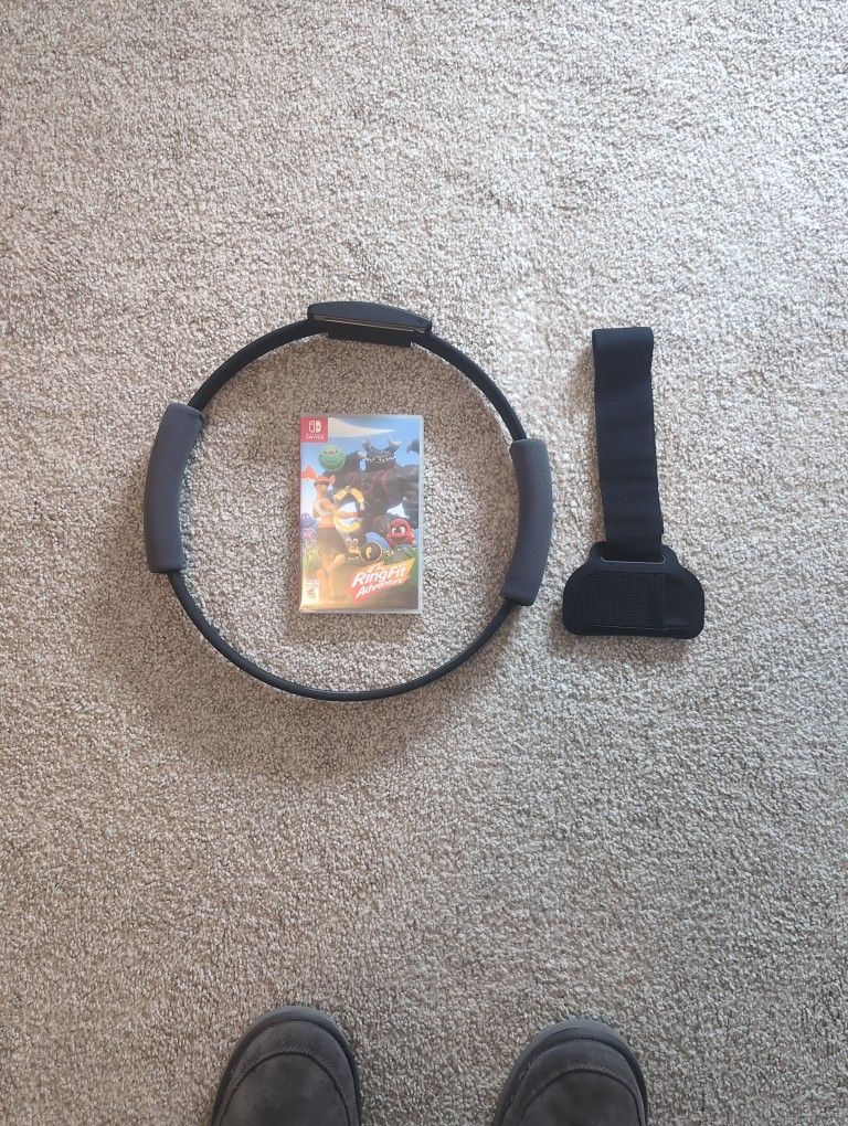 Nintendo Switch - Ring Fit Adventure - Complete Set