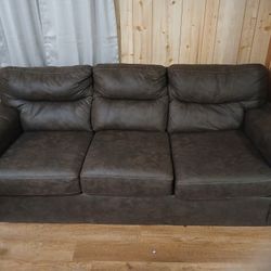 Three Seat Sofa with 4 Sofa Covers 